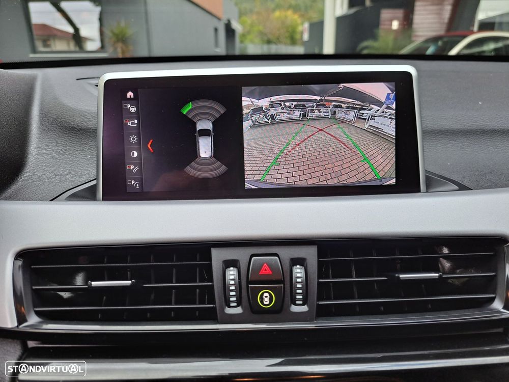 BMW X1 25 e xDrive Corporate Edition - 14