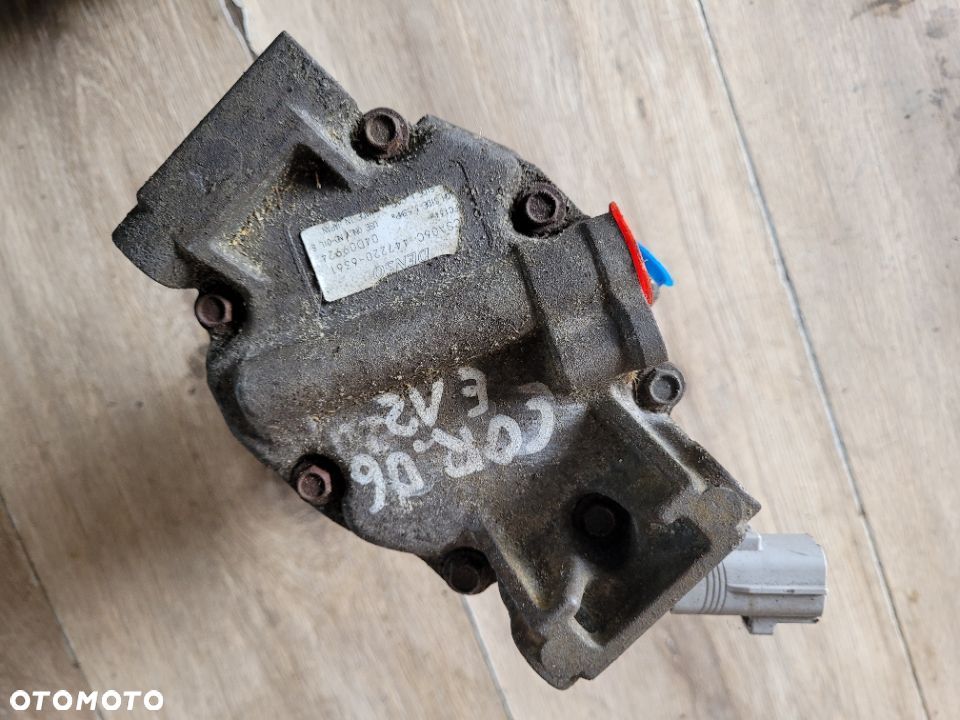 Sprężarka kompresor klimatyzacji Toyota Corolla E12 2,0 D4D 447220-6360 447220-6361 - 3