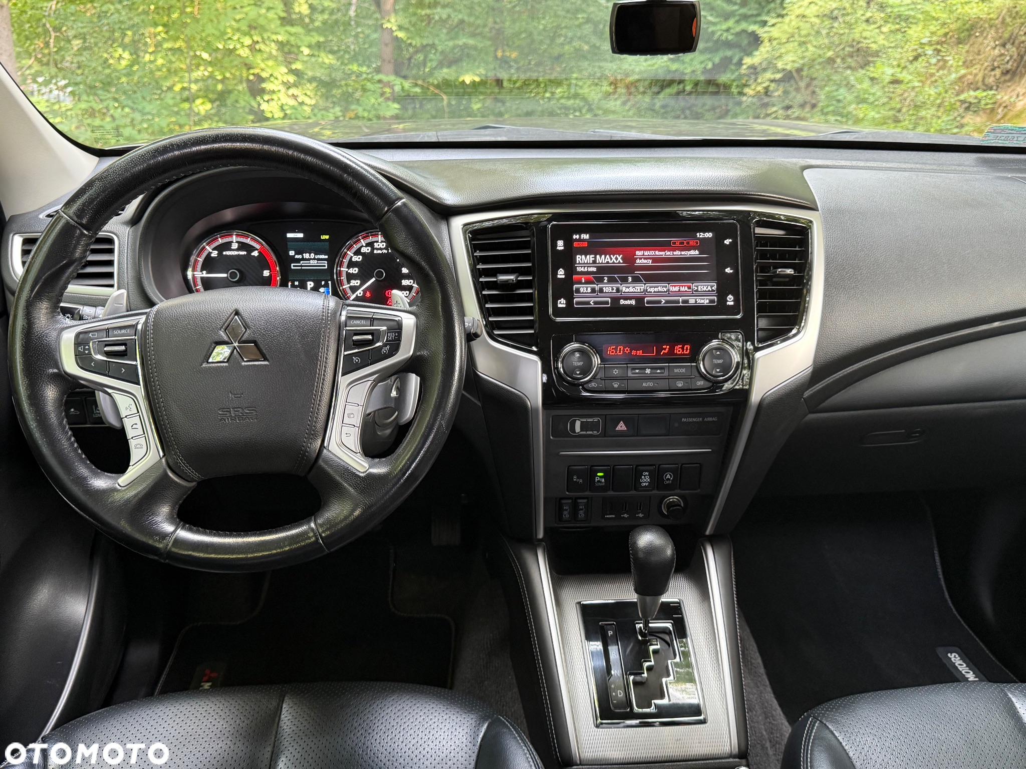 Mitsubishi L200 2.2 d DC Instyle Plus - 26