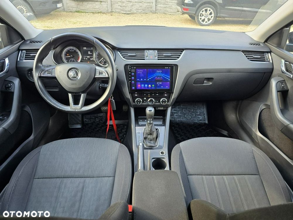 Skoda Octavia 2.0 TDI DSG Style - 8
