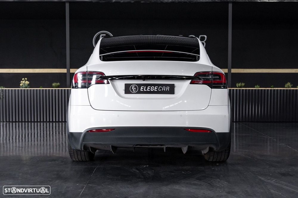 Tesla Model X Long Range - 12