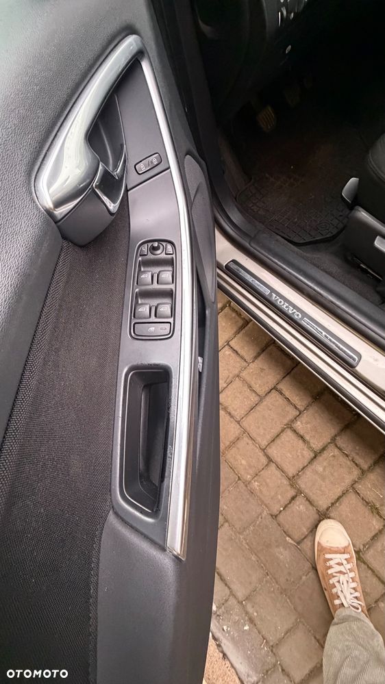 Volvo V60 DRIVe - 18
