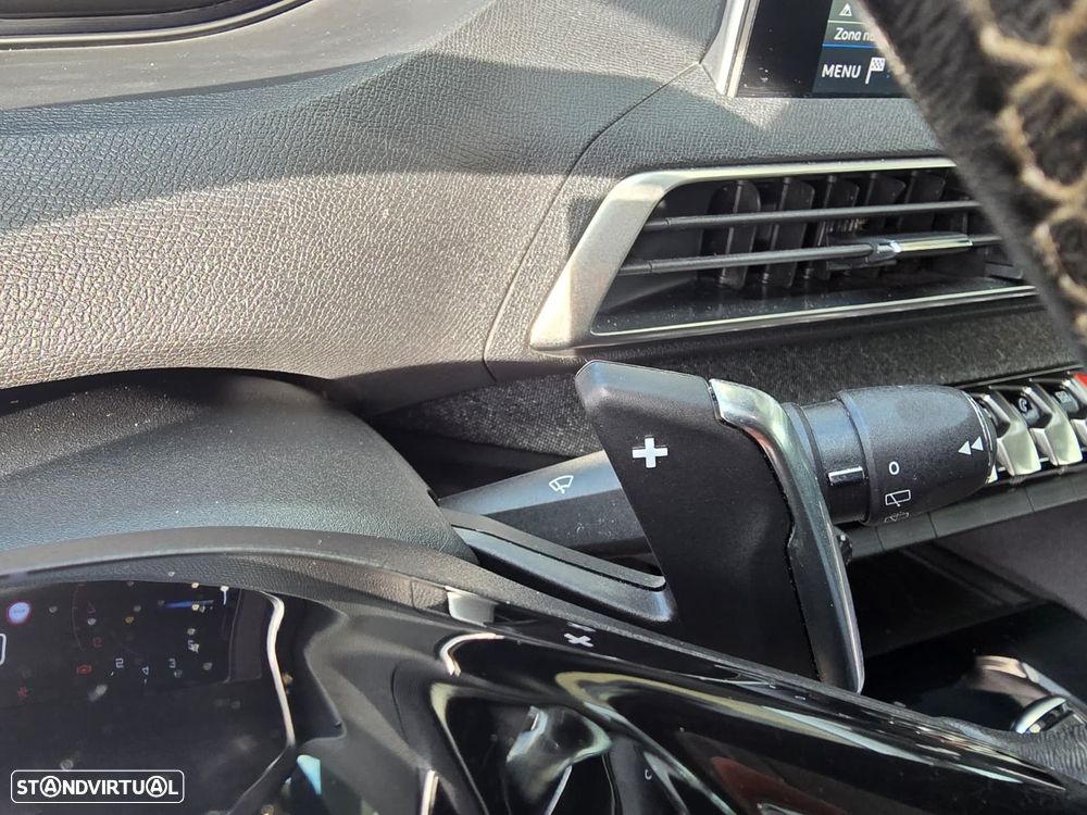 Peugeot 3008 1.2 PureTech Allure EAT8 - 14