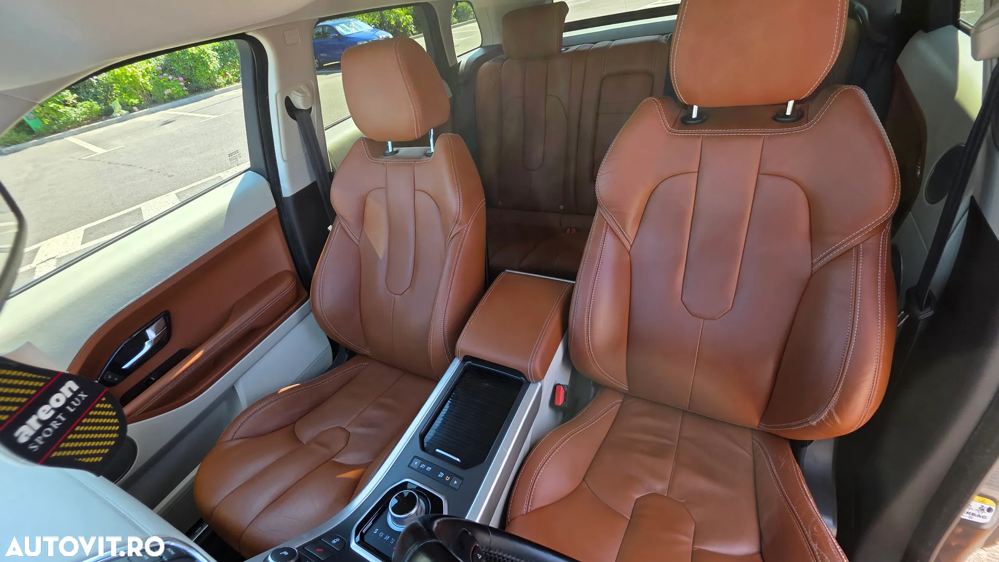 Land Rover Range Rover Evoque - 22
