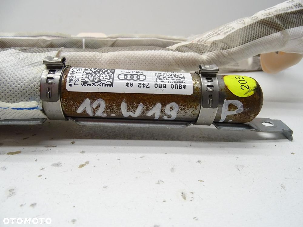 KURTYNA POWIETRZNA AIRBAG PRAWA 8U0880742A AUDI Q3 8U - 4