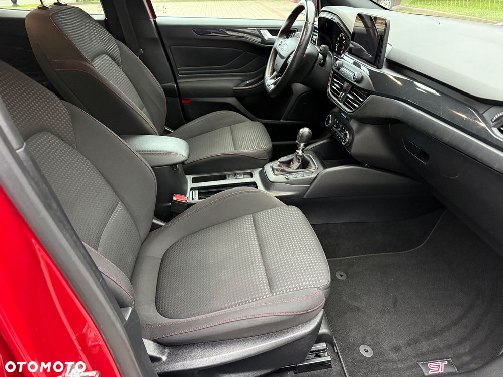 Ford Focus 1.0 EcoBoost mHEV Titanium Style - 19