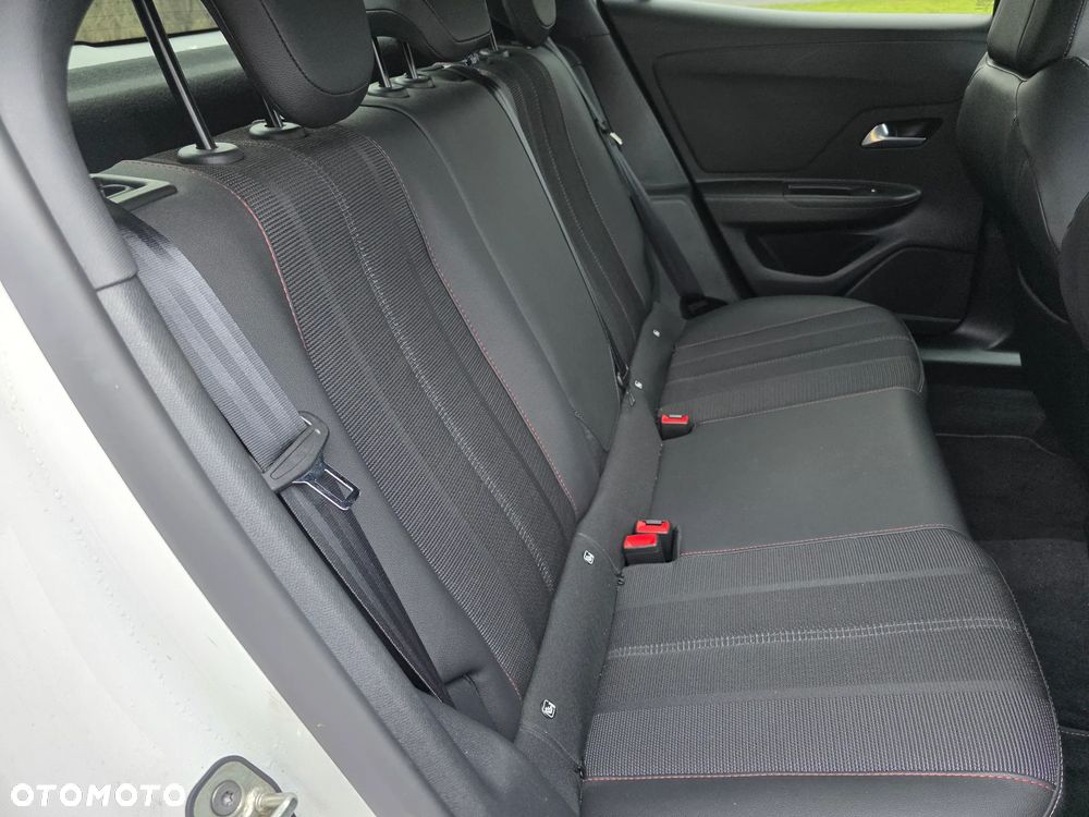 Opel Mokka 1.2 T GS Line S&S - 13