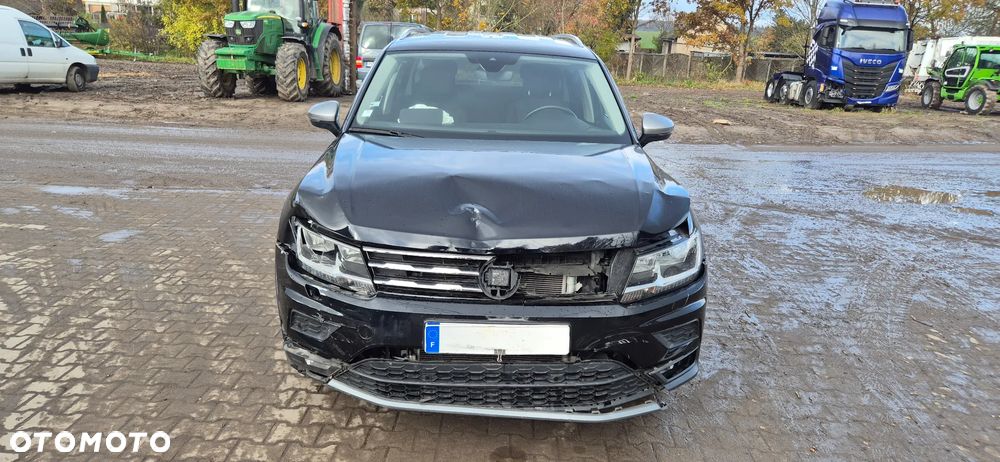 Volkswagen Tiguan - 2