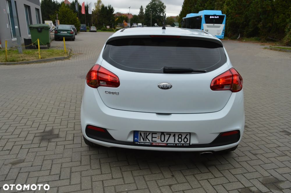 Kia Ceed 1.4 CVVT Edition 7 - 10
