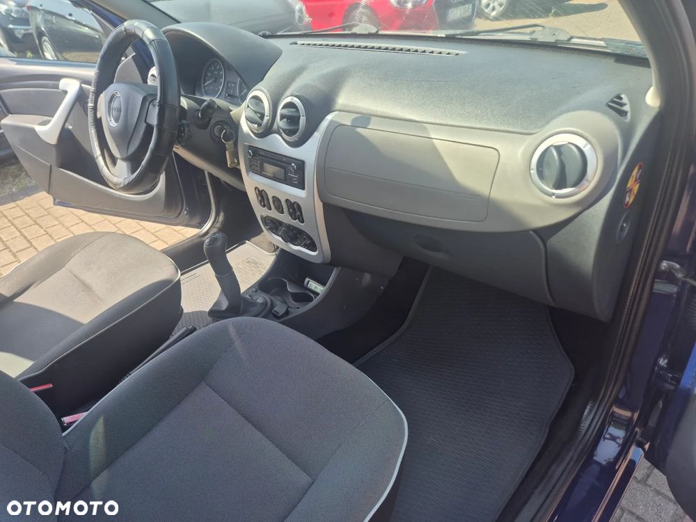 Dacia Sandero 1.2 16V Ambiance - 13