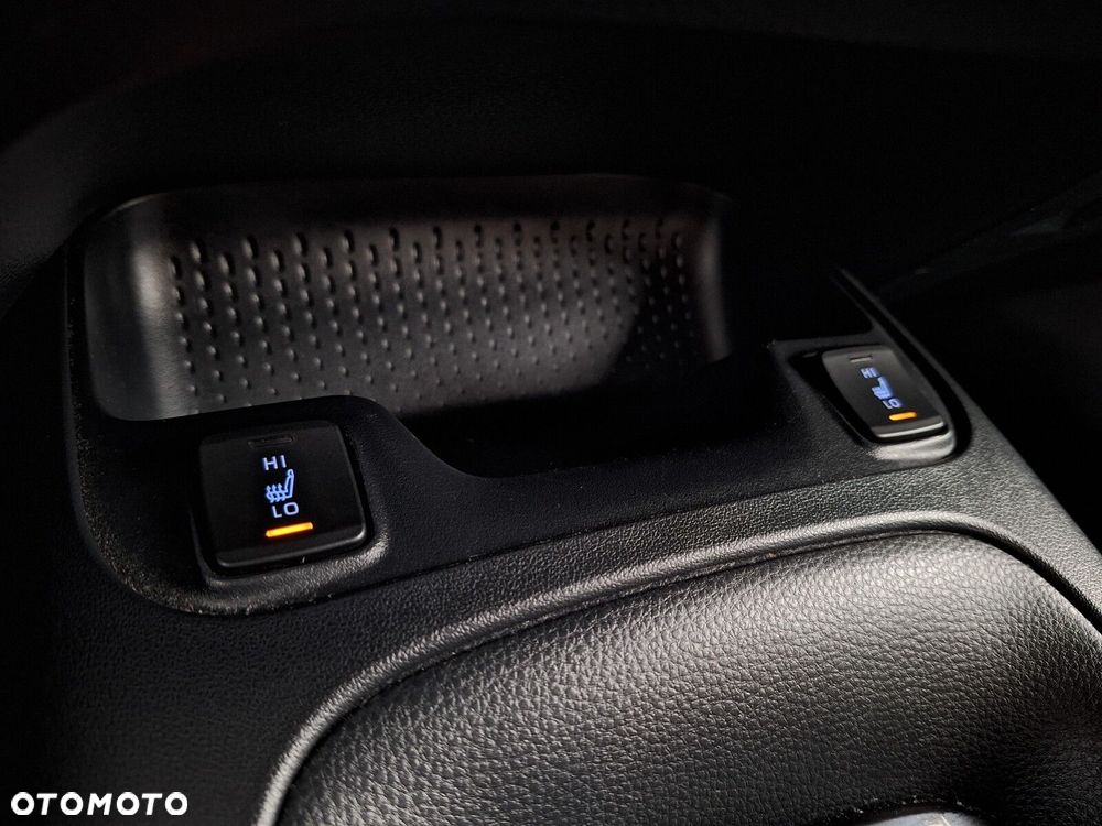 Toyota Corolla 1.8 Hybrid Comfort - 26