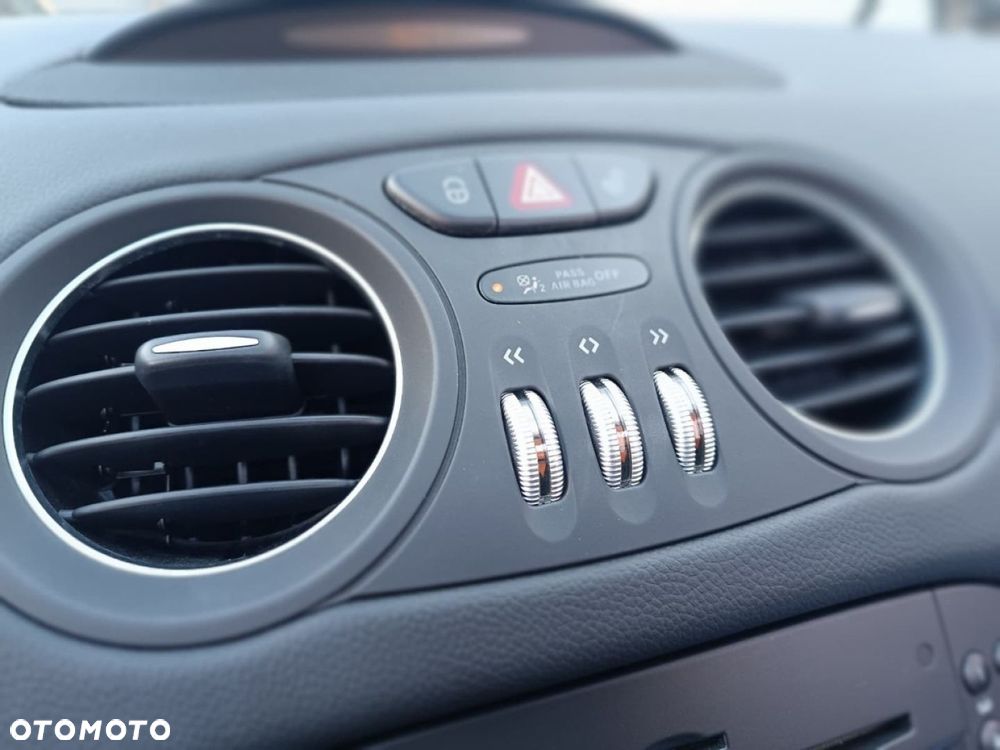 Mercedes-Benz SL 500 7G-TRONIC - 33