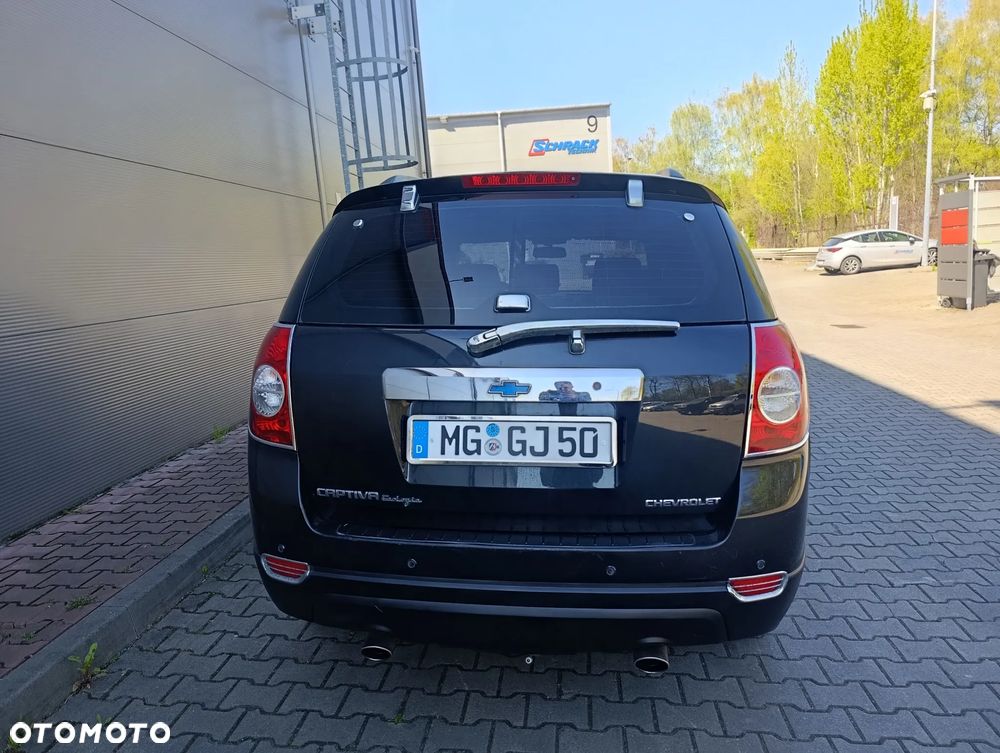 Chevrolet Captiva 2.4 2WD 7 Sitzer LS Family Edition - 12