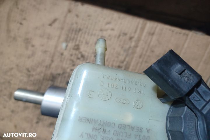 Vas lichid frana Volkswagen VW Golf 5 [2003 - 2009] Hatchback 5-usi 2 - 1