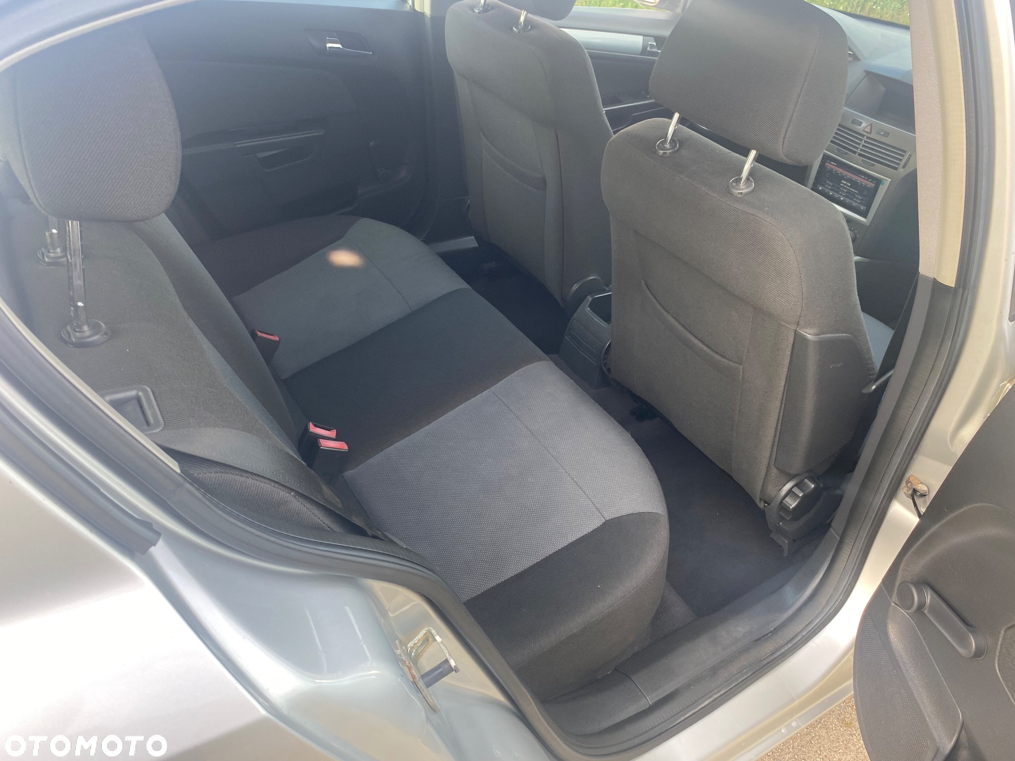 Opel Astra 1.6 Cosmo - 11