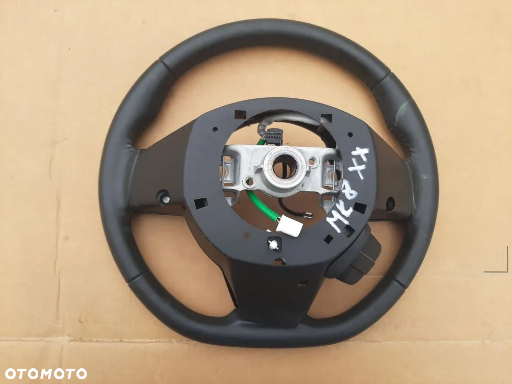 KIEROWNICA MULTIFUNKCJA SUZUKI SWIFT MK8 2017- - 9