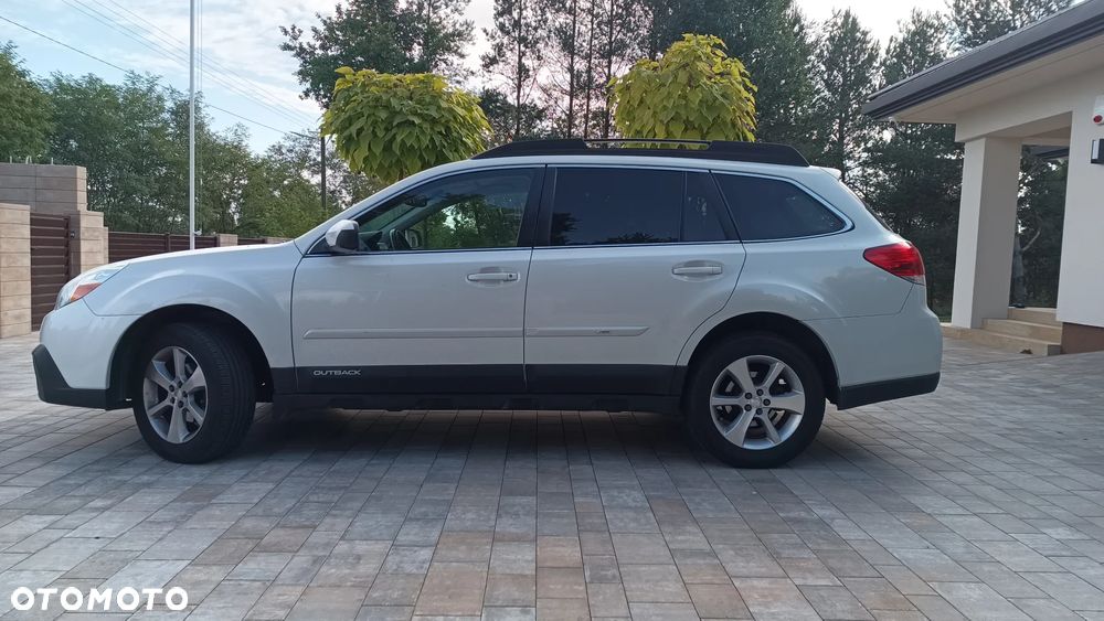 Subaru Outback - 3