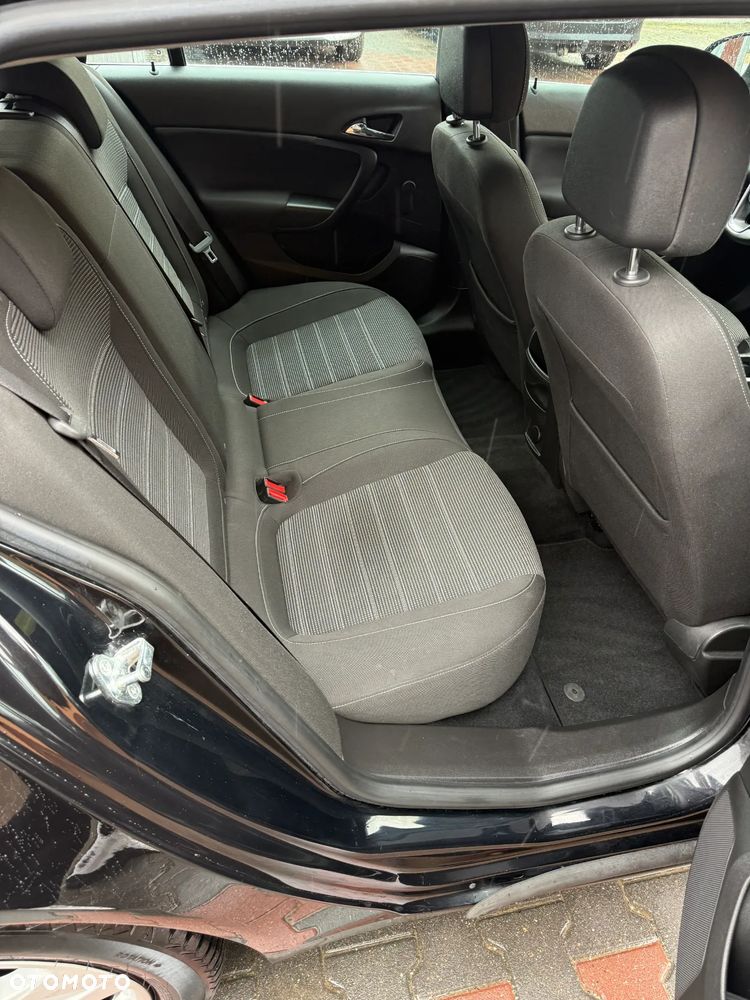 Opel Insignia - 14