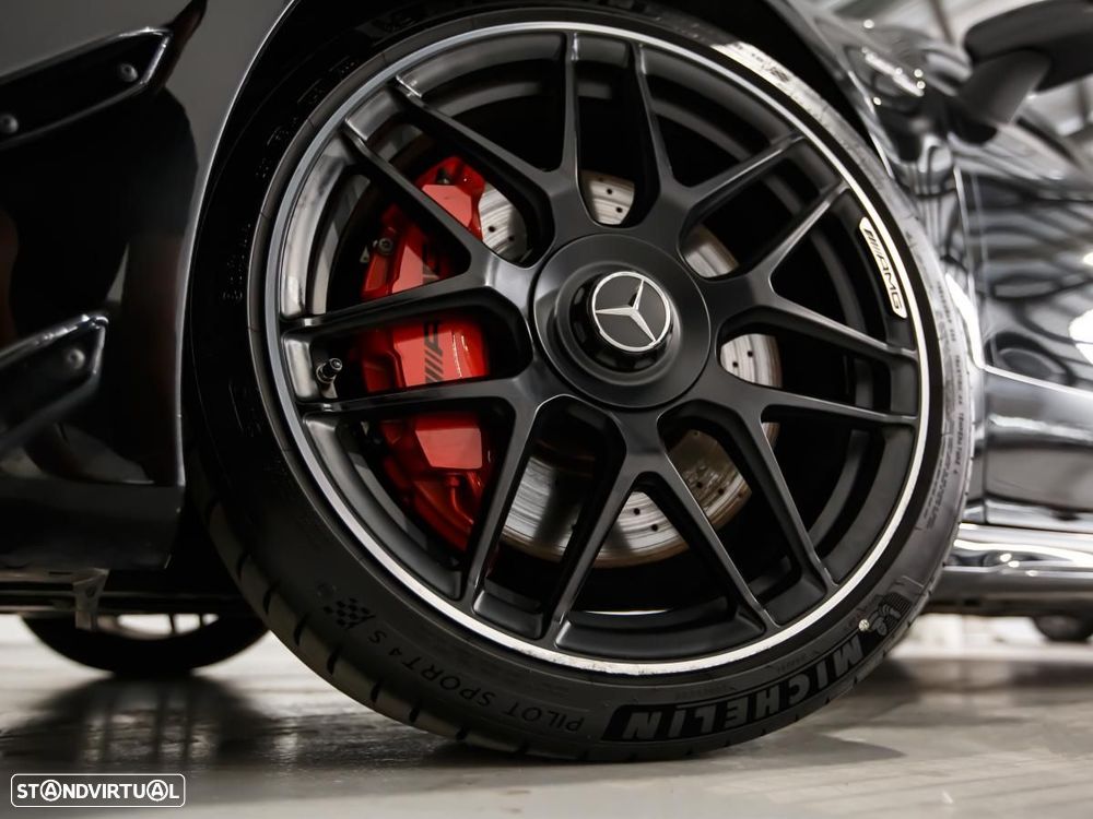Mercedes-Benz CLA 45 AMG S Shooting Brake 4Matic+ - 34