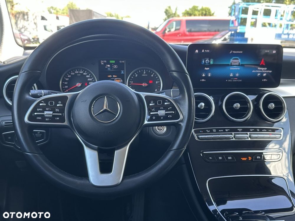 Mercedes-Benz GLC 300 de 4-Matic Business Edition - 17