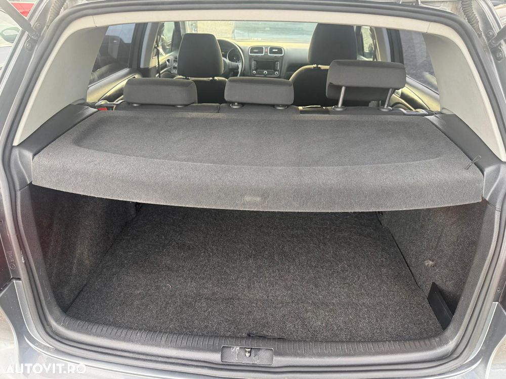 Volkswagen Golf - 14
