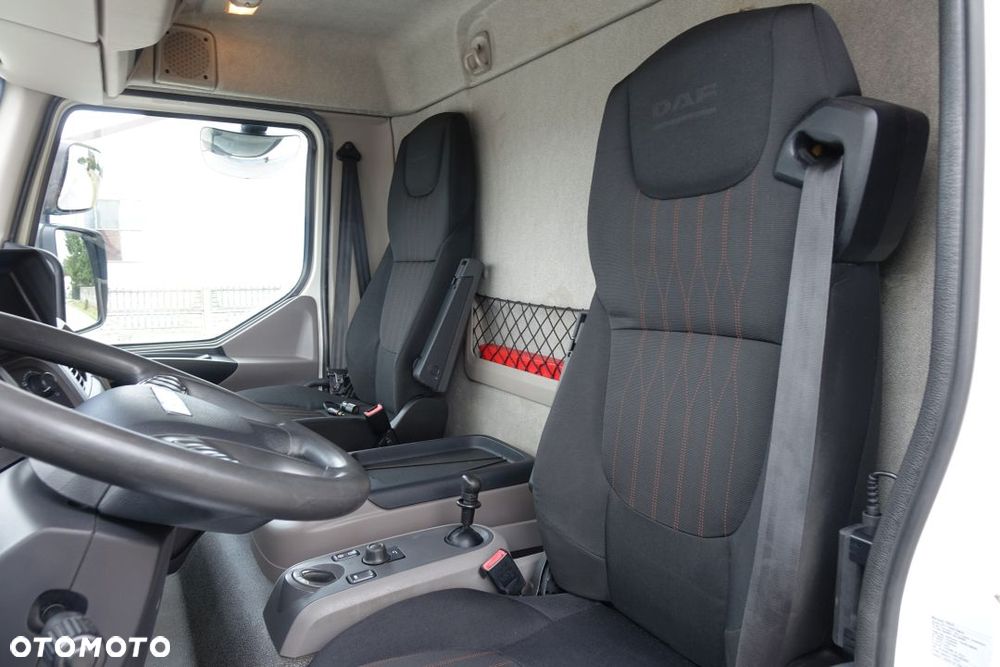 DAF LF 290 / CHŁODNIA / FRIGOBLOCK FK13 / EURO 6 / AUTOMAT / ROLETA / WINDA ZAŁADUNKOWA - 32