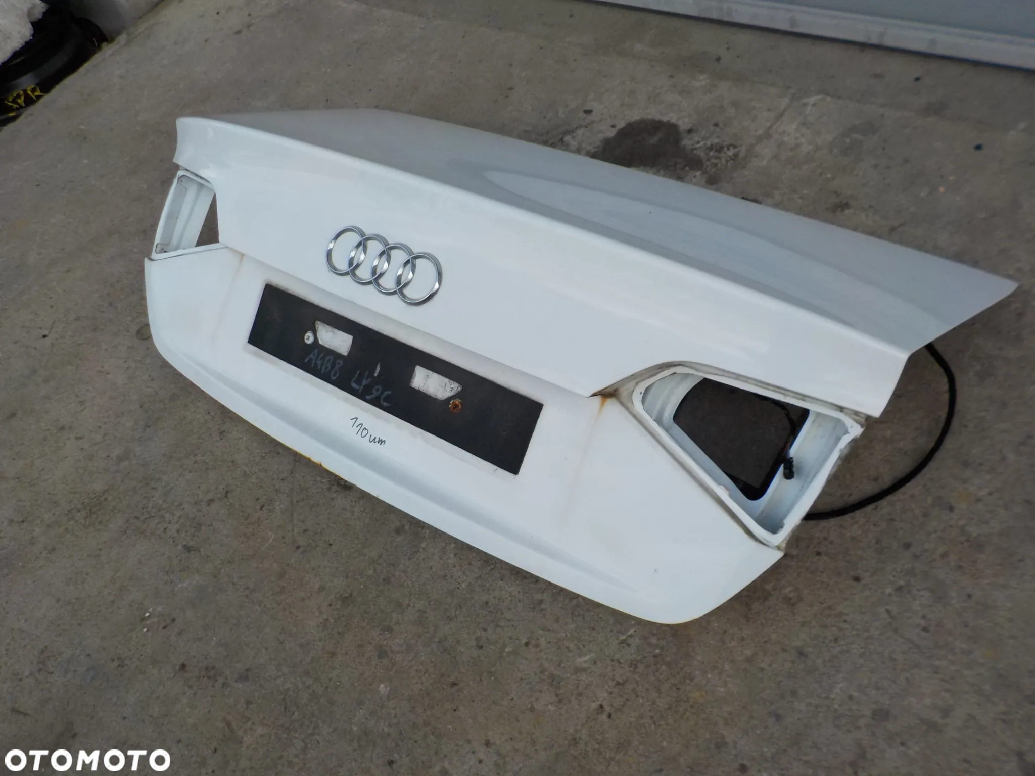 AUDI A4 B8 SEDAN KLAPA BAGAŻNIKA LY9C - 3