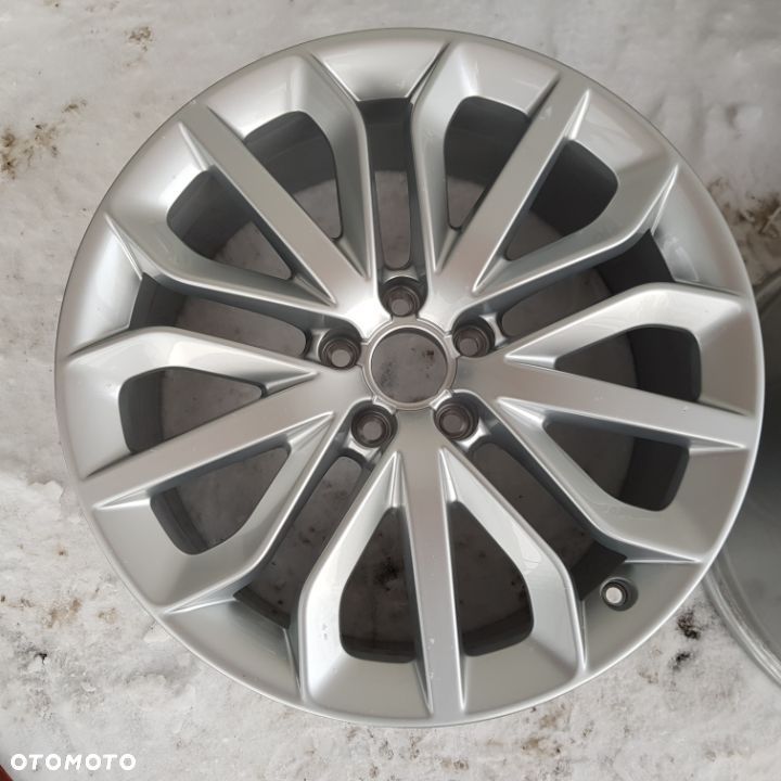 4x 7,5x19 ET33 5x112 Nowy komplet felg aluminiowych Audi - 2