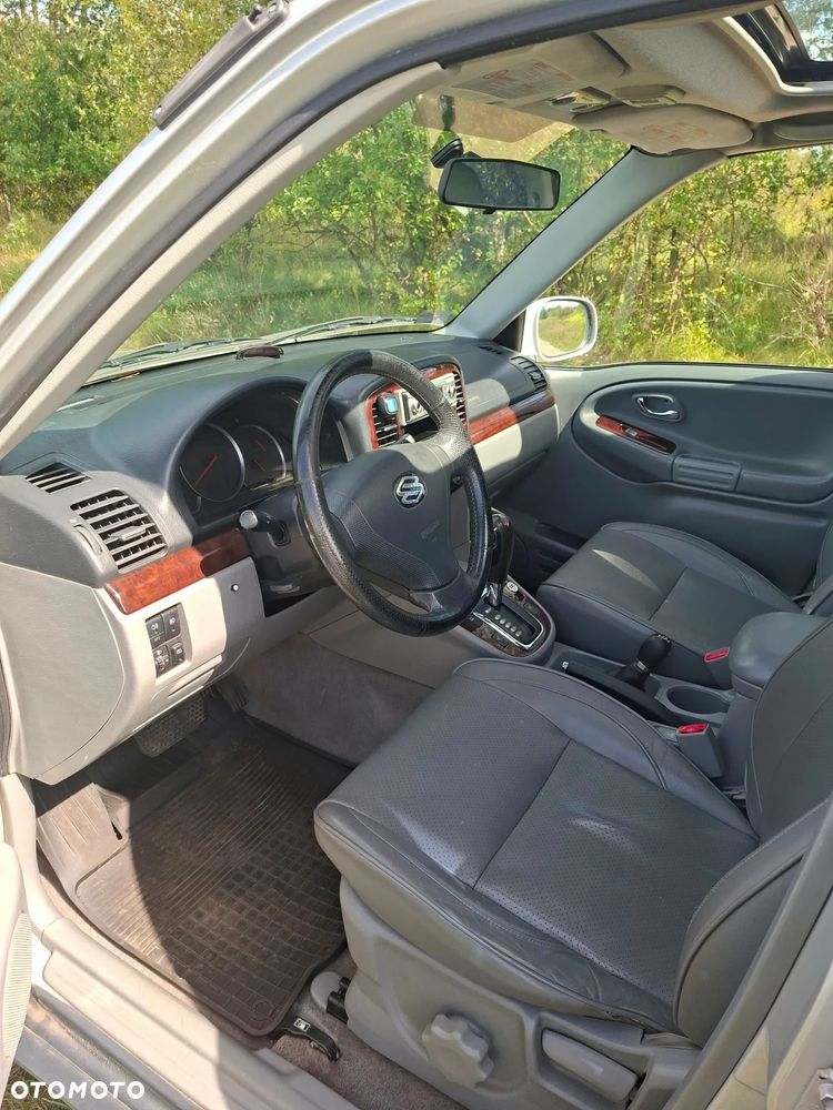 Suzuki Grand Vitara - 9