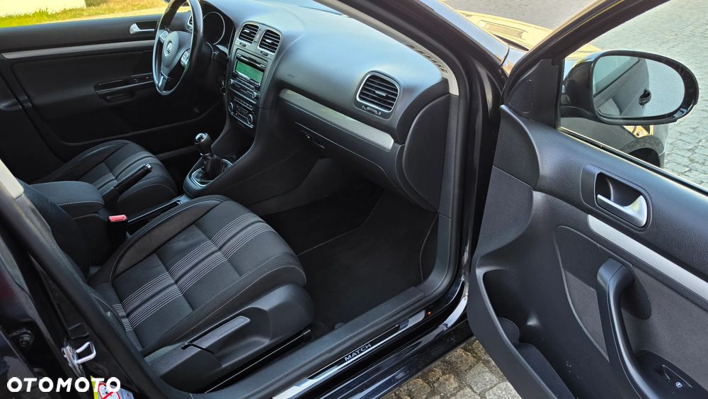 Volkswagen Golf Variant 1.6 TDI DPF BlueMotion Technology MATCH - 8