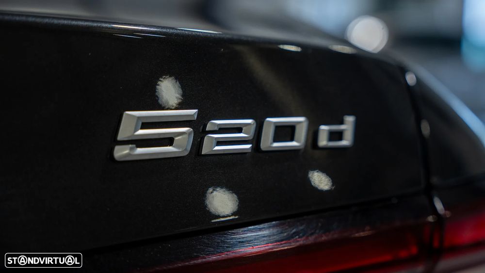 BMW 520 d Pack Desportivo M - 25