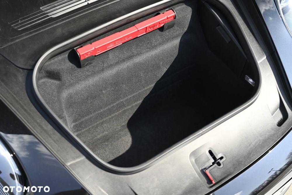 Porsche 911 Carrera S - 18