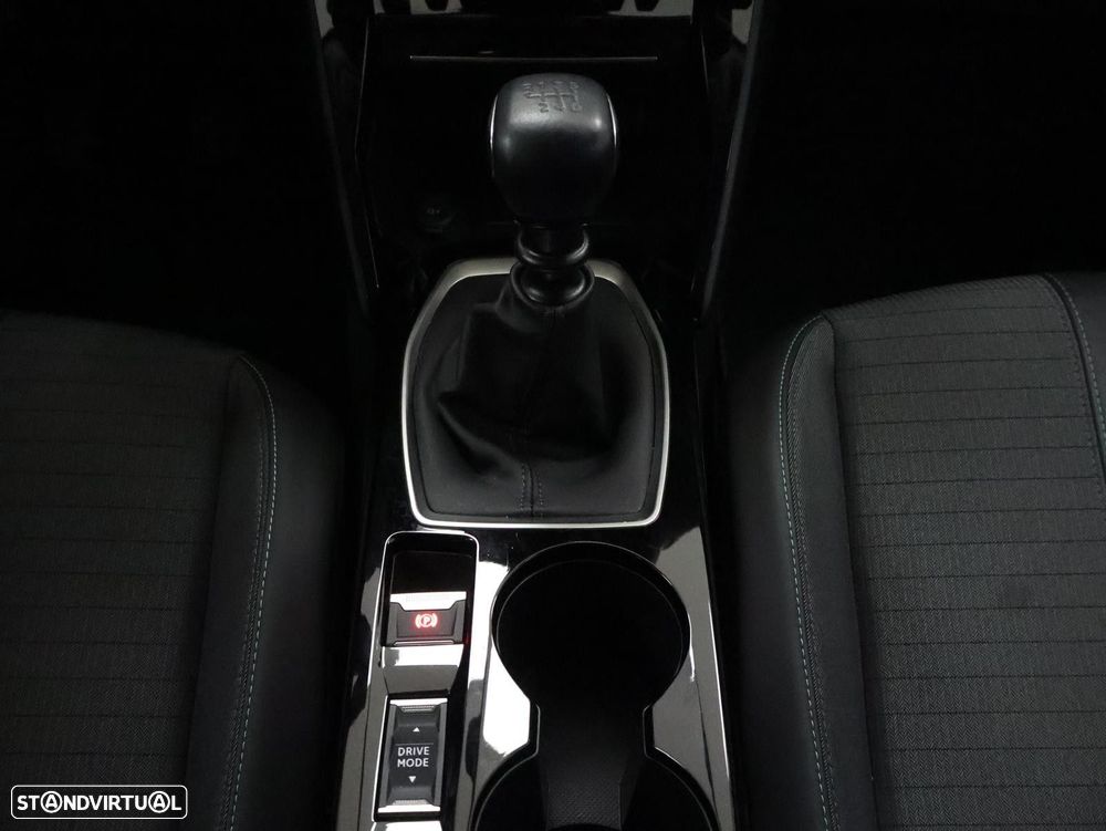 Peugeot 2008 1.5 BlueHDi Allure - 24