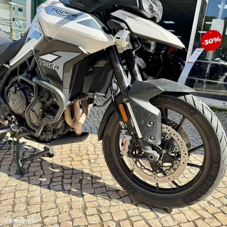 Triumph Tiger 900 GT Pro - 9