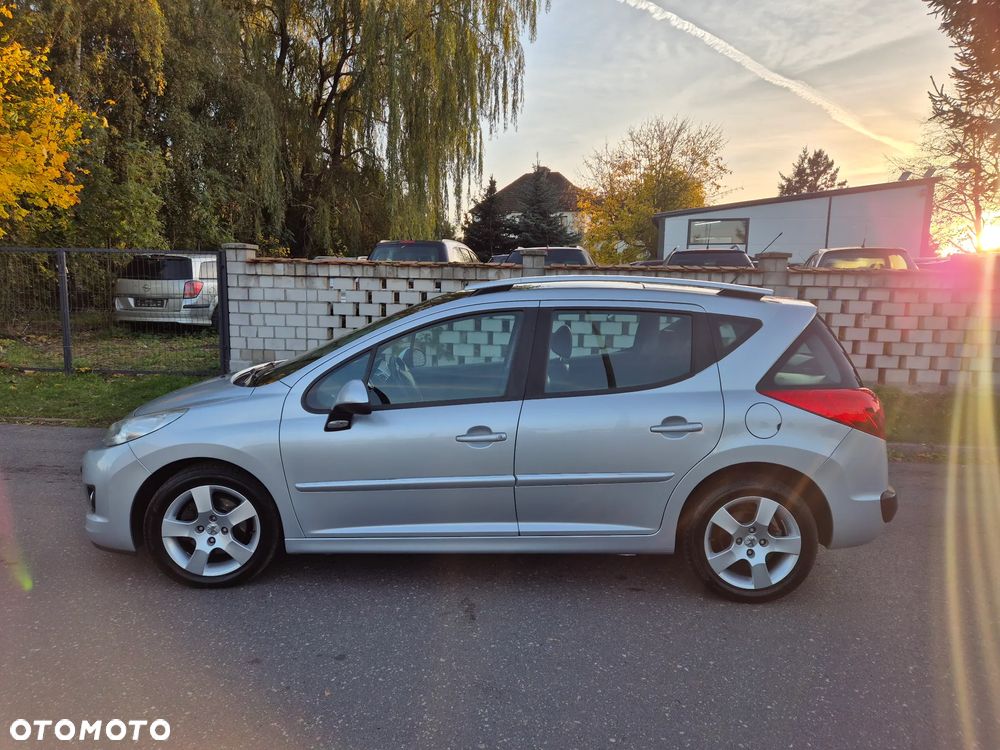 Peugeot 207 110 HDi FAP (Blue Lion) Premium - 11