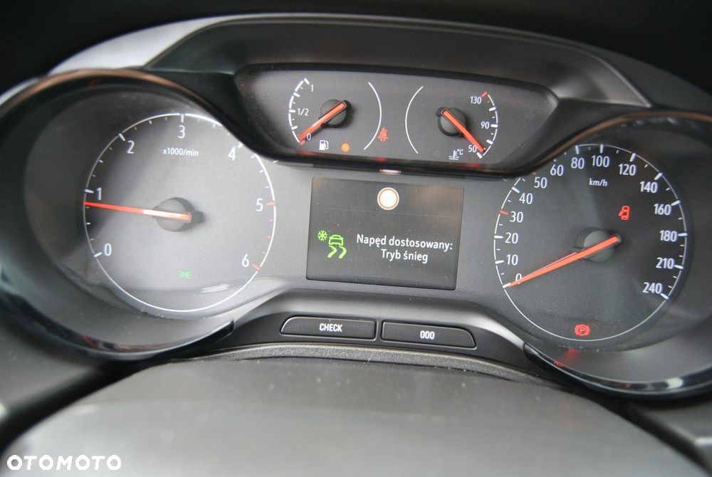 Opel Grandland X 1.6 CDTI Innovation S&S - 18