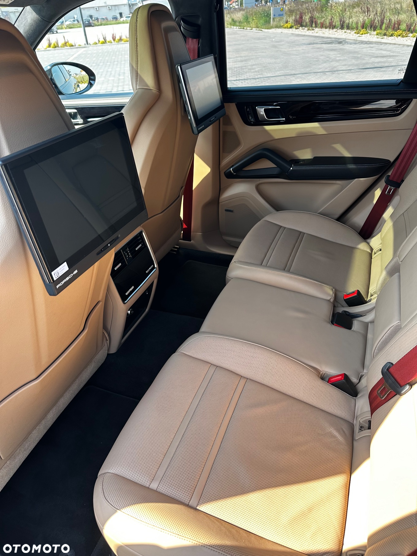 Porsche Cayenne E-Hybrid - 13