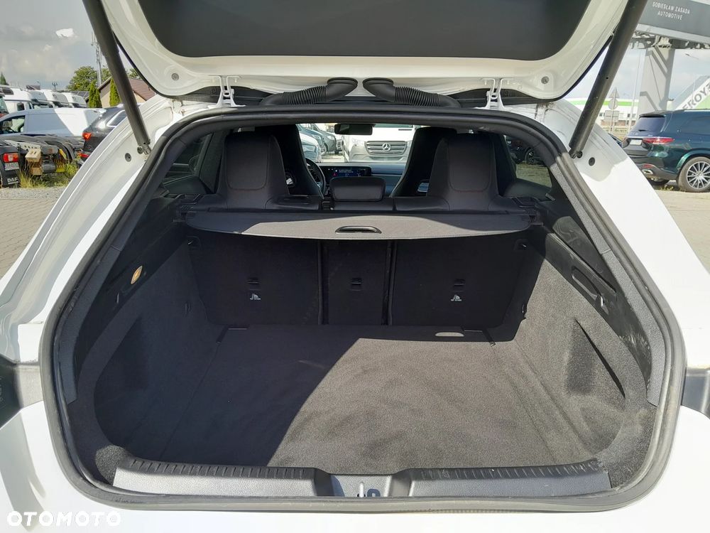 Mercedes-Benz CLA 200 mHEV AMG Line 7G-DCT - 17