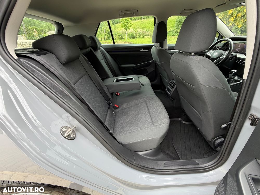 Volkswagen Golf 2.0 TDI SCR Life - 16