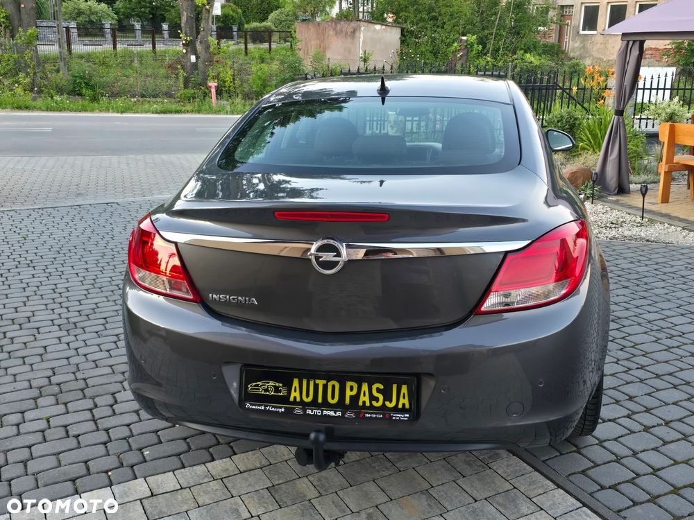 Opel Insignia 1.8 Cosmo - 10