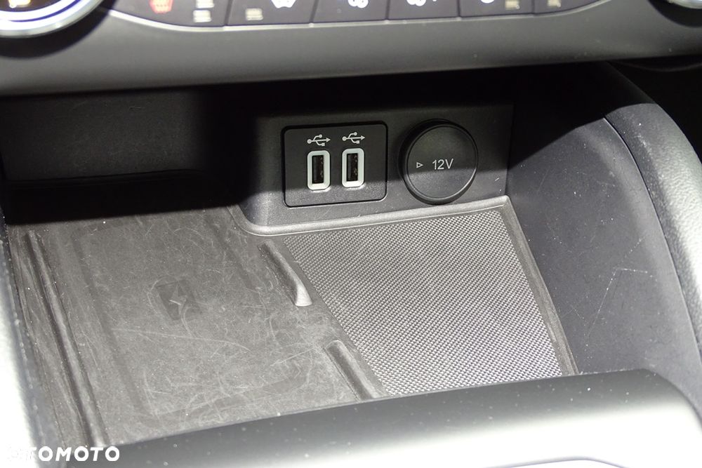Ford Focus 1.5 EcoBlue STart-Stopp-System TITANIUM - 36