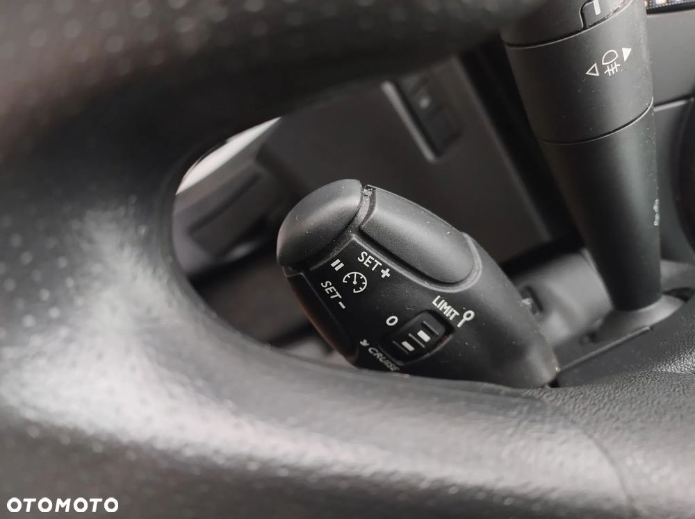 Citroën C3 Pure Tech (VTi) 82 Exclusive - 13