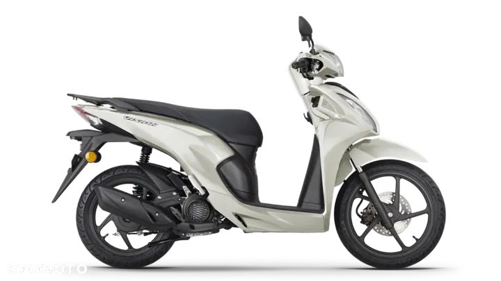 Honda Vision - 3