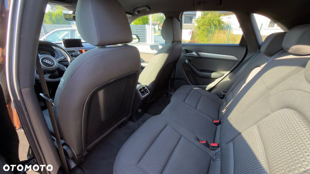 Audi Q3 2.0 TDI Sport - 9