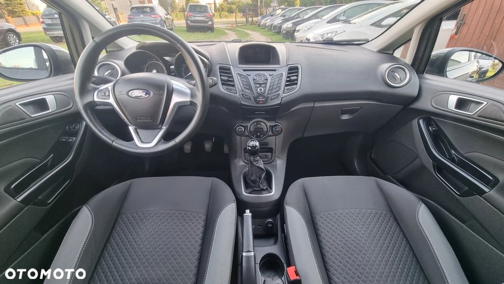 Ford Fiesta - 16