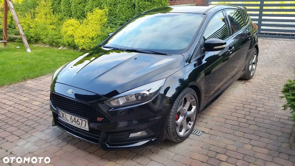 Ford Focus ST - 9
