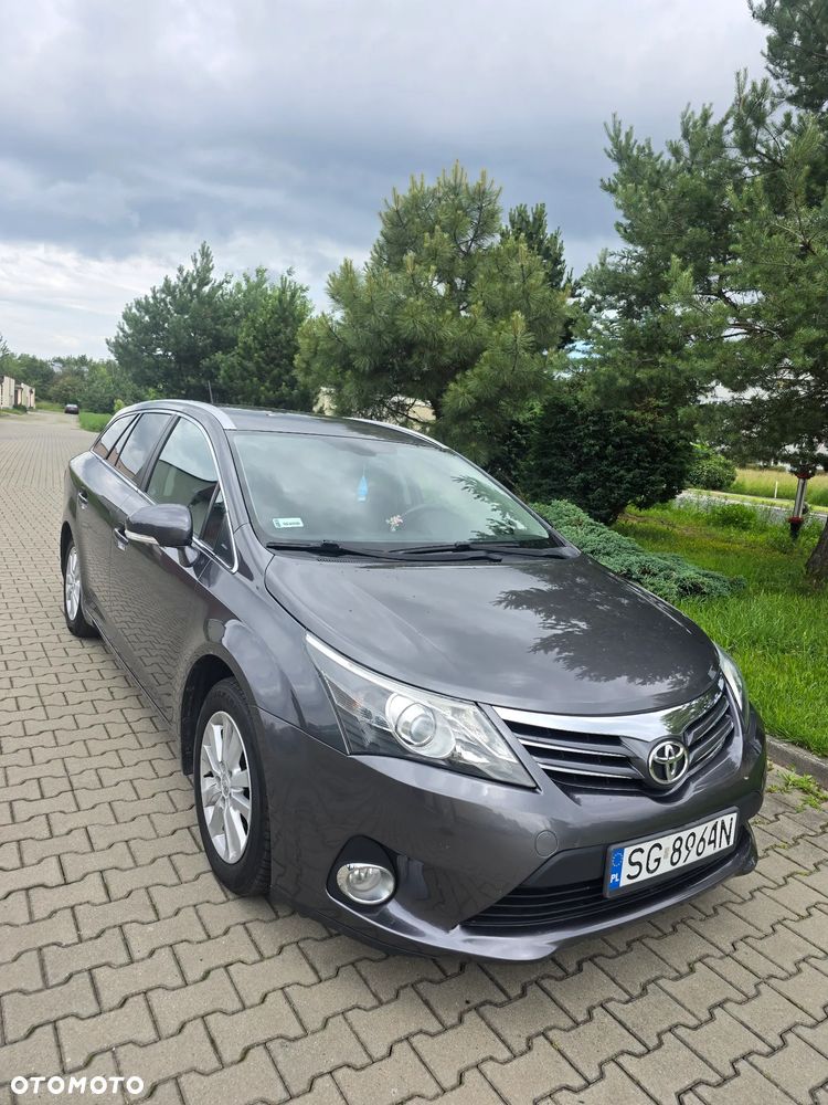 Toyota Avensis 1.8 Business Edition - 1