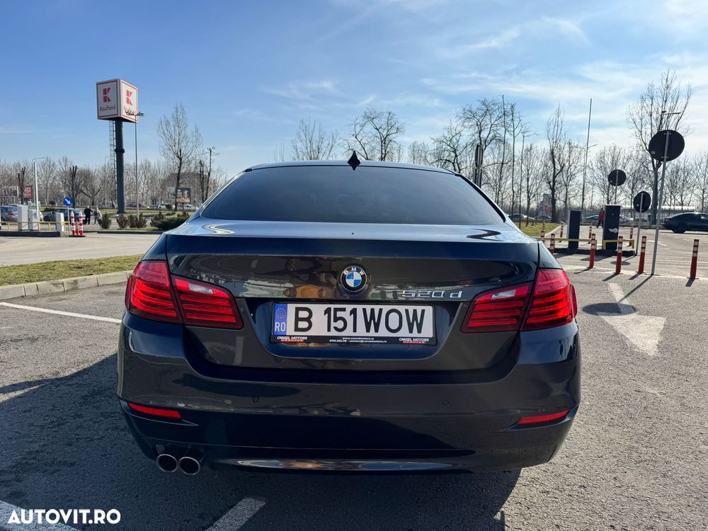 BMW Seria 5 520d Aut. - 16