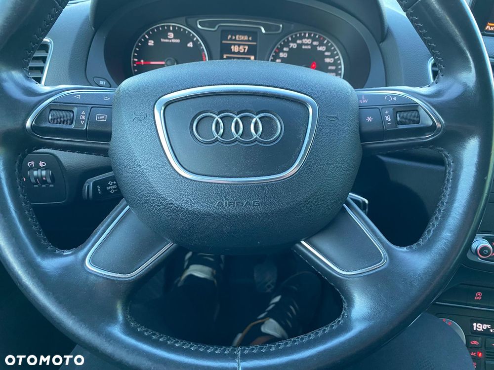 Audi Q3 2.0 TDI Edycja Specjalna - 13