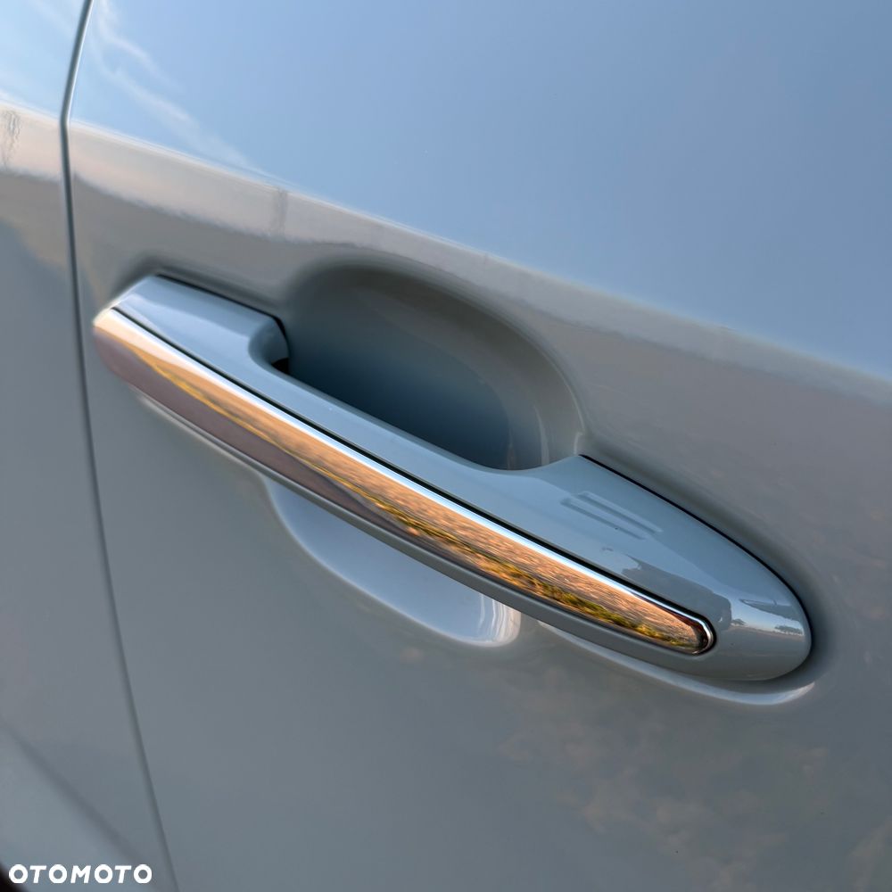Toyota RAV4 2.5 Hybrid Executive 4x2 - 23